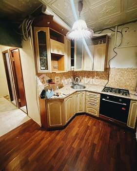 3-к квартира, вторичка, 57м2, 1/9 этаж