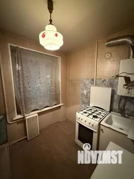 2-к квартира, вторичка, 42м2, 3/5 этаж