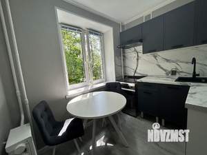 2-к квартира, вторичка, 44м2, 3/5 этаж