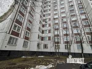 3-к квартира, вторичка, 74м2, 1/17 этаж