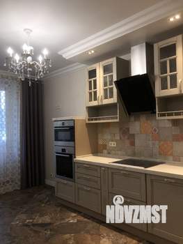 2-к квартира, вторичка, 77м2, 2/25 этаж