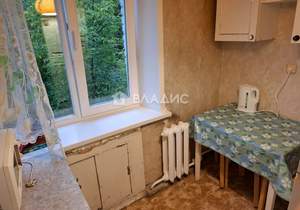 2-к квартира, вторичка, 44м2, 4/4 этаж