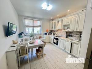 2-к квартира, вторичка, 63м2, 8/25 этаж