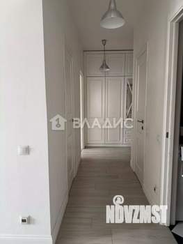 3-к квартира, вторичка, 70м2, 21/25 этаж