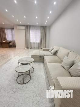 3-к квартира, вторичка, 125м2, 17/27 этаж