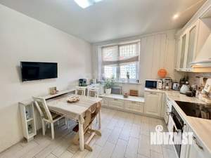 2-к квартира, вторичка, 63м2, 8/25 этаж
