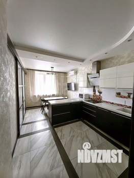 2-к квартира, вторичка, 84м2, 7/19 этаж