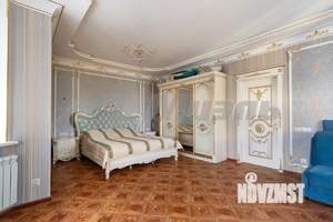 4-к квартира, вторичка, 129м2, 18/25 этаж