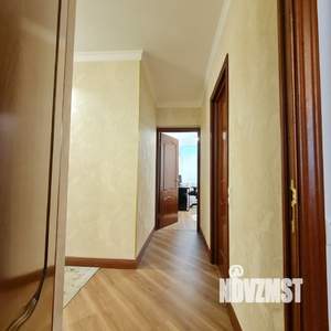 3-к квартира, вторичка, 85м2, 3/17 этаж