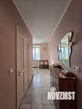 3-к квартира, вторичка, 57м2, 1/9 этаж