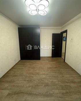 3-к квартира, вторичка, 74м2, 7/23 этаж