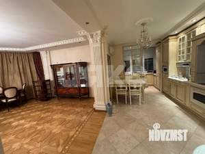 4-к квартира, вторичка, 140м2, 6/22 этаж