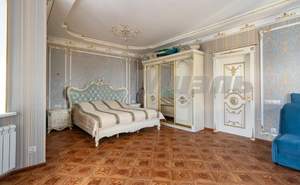 4-к квартира, вторичка, 129м2, 18/25 этаж