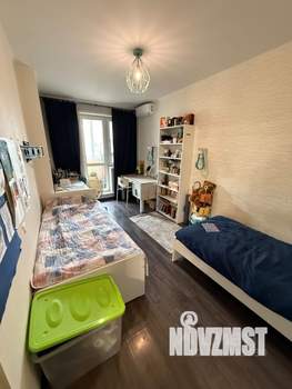 2-к квартира, вторичка, 64м2, 10/25 этаж
