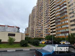 Студия квартира, вторичка, 33м2, 2/25 этаж