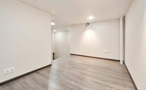 Студия квартира, вторичка, 28м2, 1/27 этаж