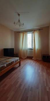 3-к квартира, вторичка, 77м2, 7/25 этаж