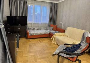 3-к квартира, вторичка, 75м2, 9/17 этаж