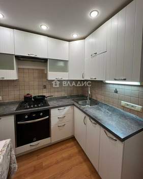 3-к квартира, вторичка, 54м2, 3/4 этаж