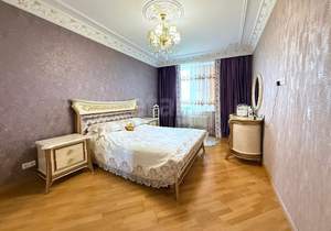3-к квартира, вторичка, 132м2, 18/27 этаж