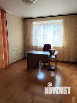 3-к квартира, вторичка, 130м2, 2/9 этаж