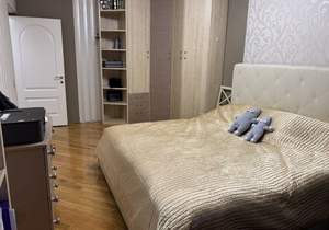 3-к квартира, вторичка, 75м2, 9/17 этаж