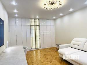2-к квартира, вторичка, 50м2, 1/9 этаж