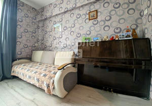 2-к квартира, вторичка, 56м2, 4/4 этаж