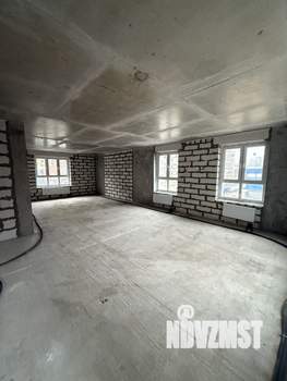 3-к квартира, вторичка, 68м2, 3/25 этаж