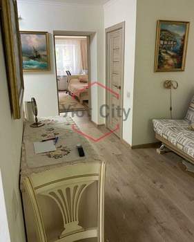 2-к квартира, вторичка, 44м2, 3/5 этаж