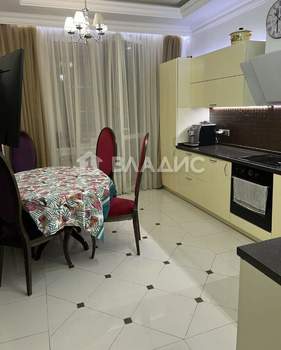 2-к квартира, вторичка, 81м2, 21/25 этаж