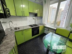 4-к квартира, вторичка, 63м2, 8/9 этаж