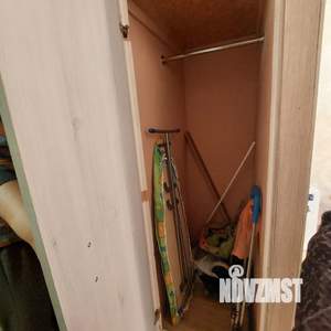 2-к квартира, вторичка, 42м2, 1/5 этаж