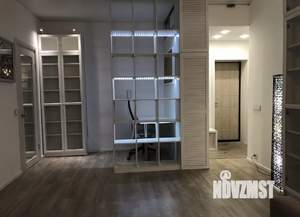 2-к квартира, вторичка, 39м2, 1/4 этаж