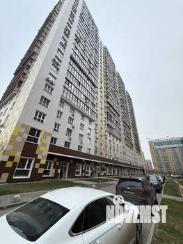 3-к квартира, вторичка, 68м2, 3/25 этаж