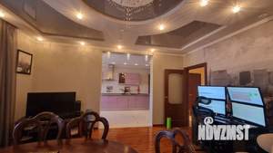 2-к квартира, вторичка, 77м2, 13/22 этаж