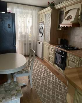 3-к квартира, вторичка, 64м2, 1/2 этаж