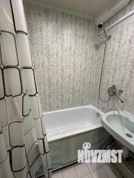 2-к квартира, вторичка, 40м2, 1/5 этаж