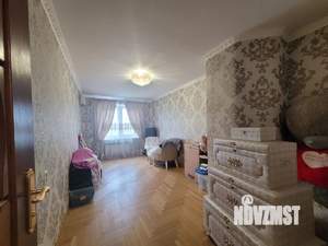 3-к квартира, вторичка, 108м2, 7/17 этаж