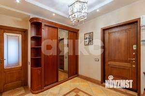 4-к квартира, вторичка, 140м2, 6/22 этаж