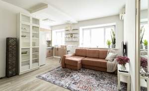 2-к квартира, вторичка, 40м2, 1/4 этаж