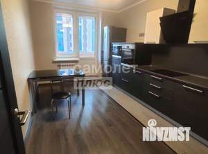 1-к квартира, вторичка, 57м2, 16/25 этаж