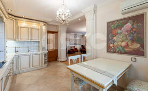 4-к квартира, вторичка, 140м2, 6/22 этаж