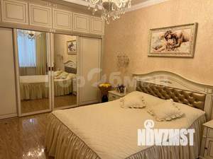 2-к квартира, вторичка, 80м2, 2/25 этаж