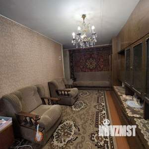 2-к квартира, вторичка, 42м2, 1/5 этаж