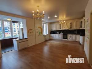 3-к квартира, вторичка, 115м2, 2/19 этаж