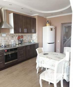 2-к квартира, вторичка, 85м2, 14/19 этаж