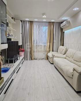 2-к квартира, вторичка, 71м2, 1/17 этаж