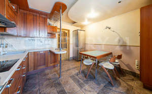 4-к квартира, вторичка, 111м2, 10/14 этаж