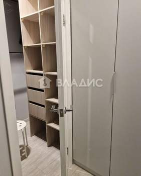 Студия квартира, вторичка, 32м2, 10/25 этаж